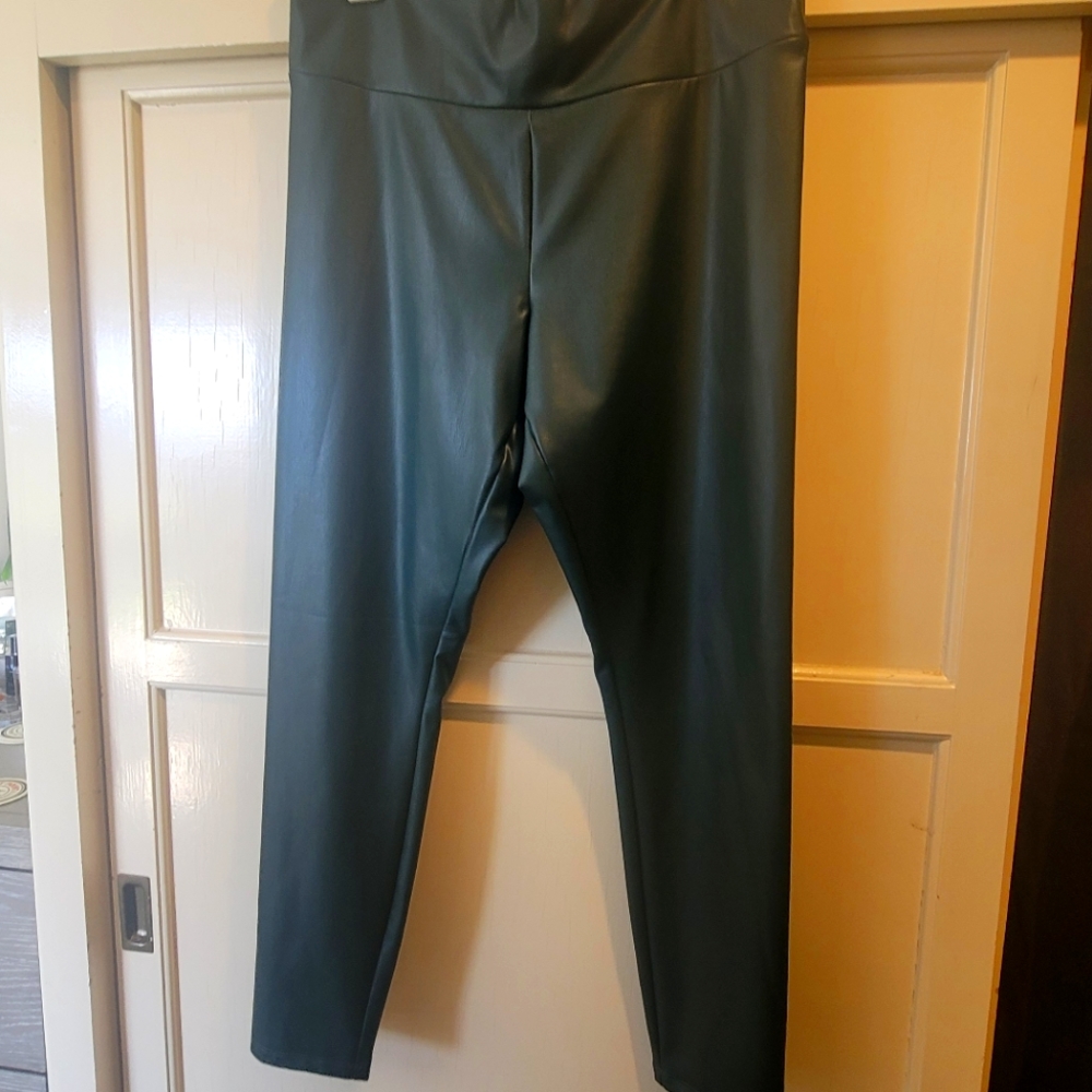 Faux leather green leggings
